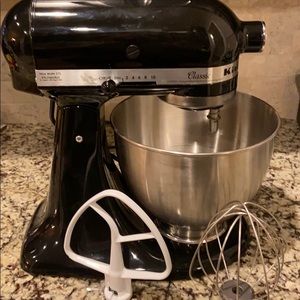 KitchenAid Classic Stand mixer